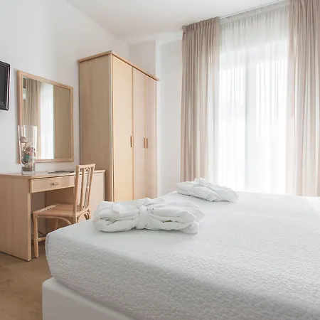 Tiffany & 3* Cesenatico