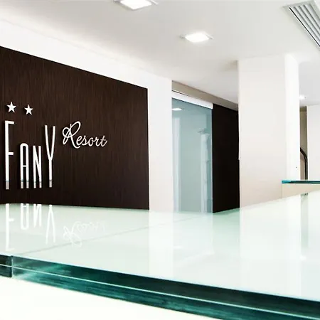 Tiffany & Hotel 3*