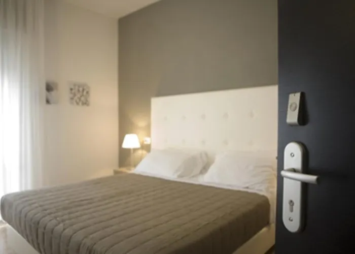 蒂芙尼度假酒店 3*